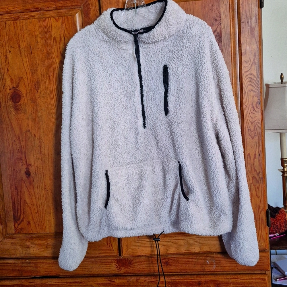 No Boundaries Plus Size Fuzzy Wubby Top XXXL 21